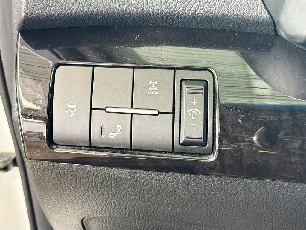 Used 2015 Kia Sorento EX w/ EX V6 Touring Package image 10
