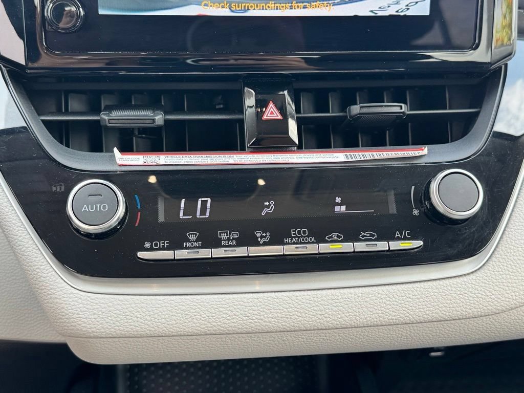 Used 2025 Toyota Corolla LE w/ Convenience Package FWD image 16