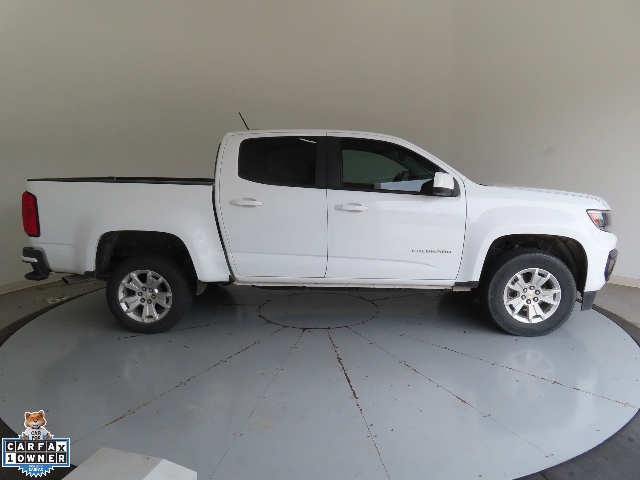 Used 2021 Chevrolet Colorado LT w/ LT Convenience Package RWD image 2