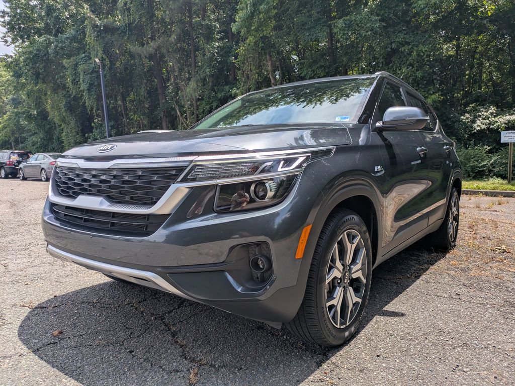 Used 2021 Kia Seltos EX AWD/4WD image 8