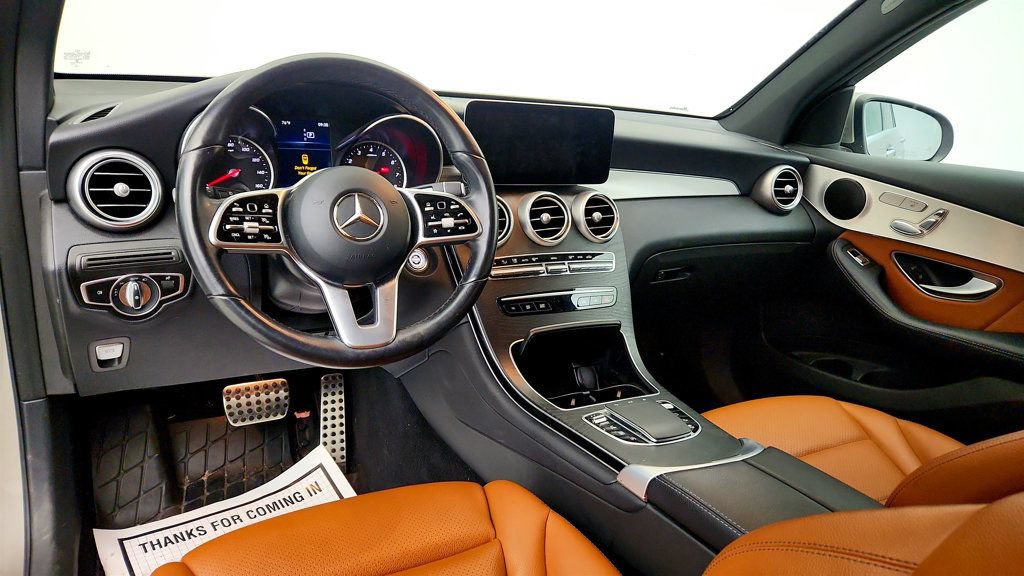Used 2022 Mercedes-Benz GLC 300 4MATIC image 11