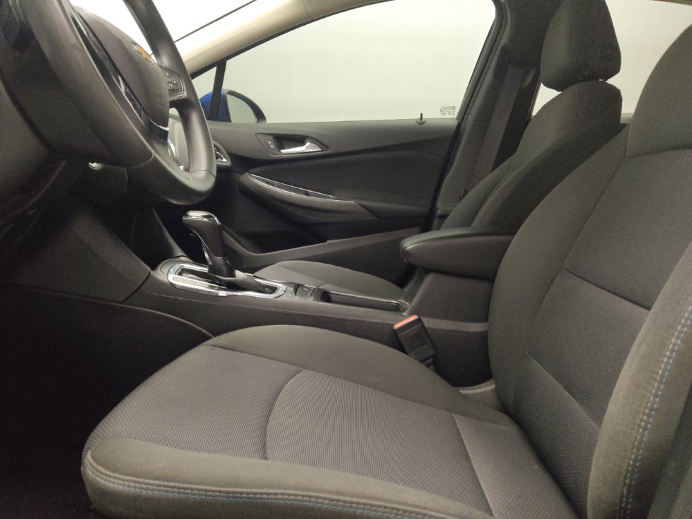 Used 2017 Chevrolet Cruze LT w/ Convenience Package FWD image 17