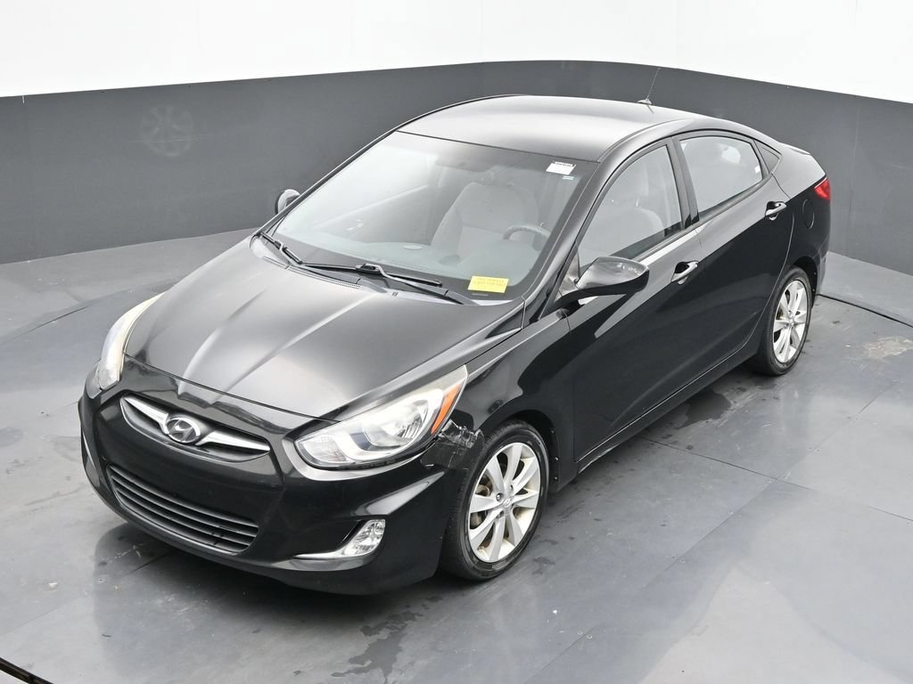 Used 2013 Hyundai Accent GLS w/ Premium Pkg FWD image 33