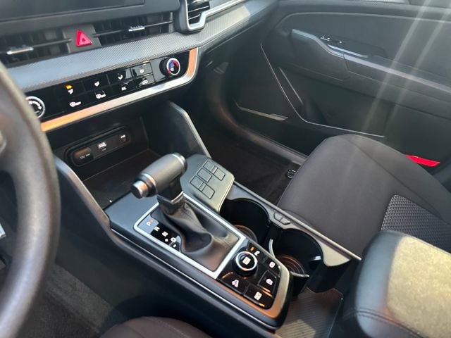 Used 2024 Kia Sportage LX image 24