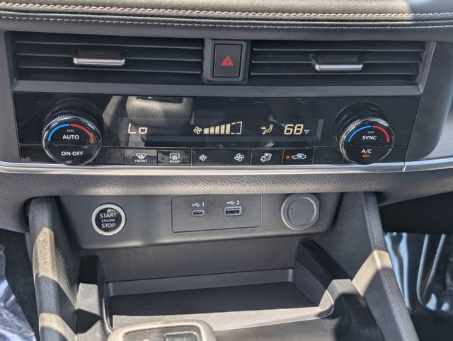 Used 2023 Nissan Rogue SV AWD/4WD image 25