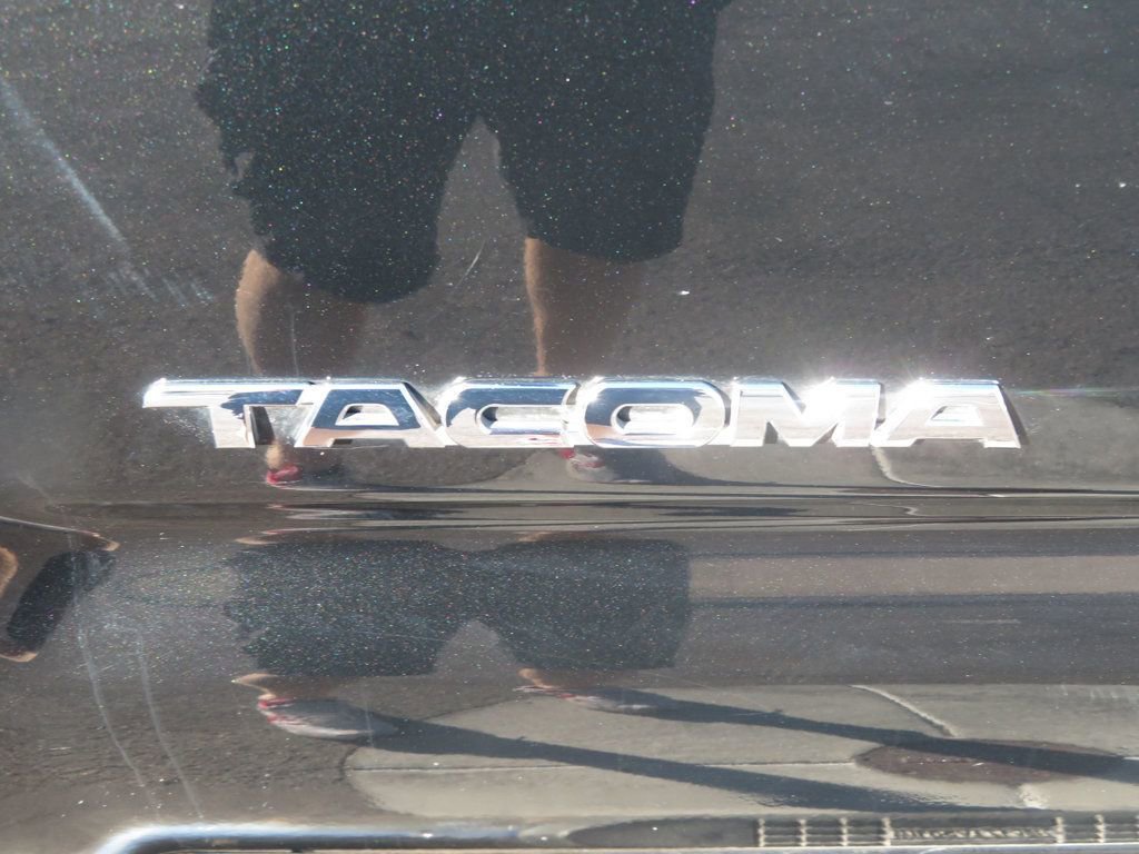 Used 2007 Toyota Tacoma PreRunner RWD image 16