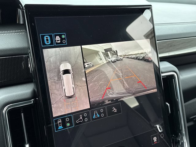 New 2026 GMC Yukon XL Elevation w/ Elevation Premium Package image 12