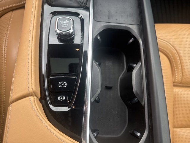 Used 2022 Volvo XC90 T6 Inscription image 22