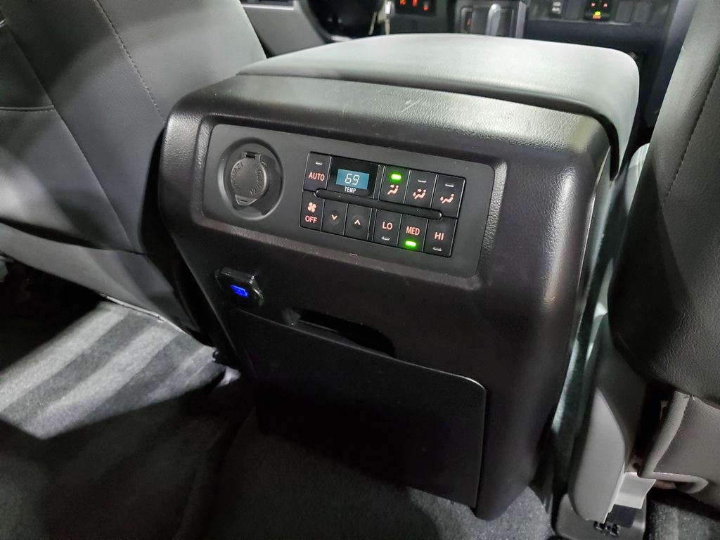 Used 2019 Toyota Sequoia SR5 image 21