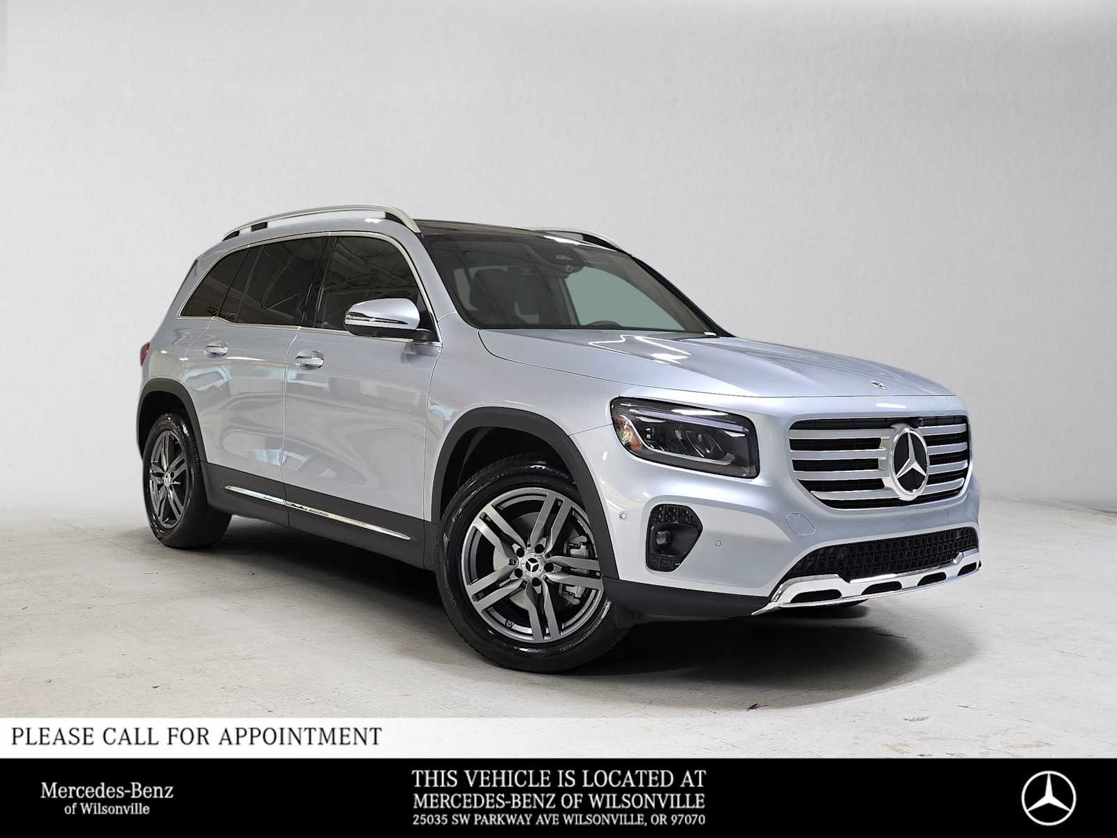 Certified 2026 Mercedes-Benz GLB 250 4MATIC image 1