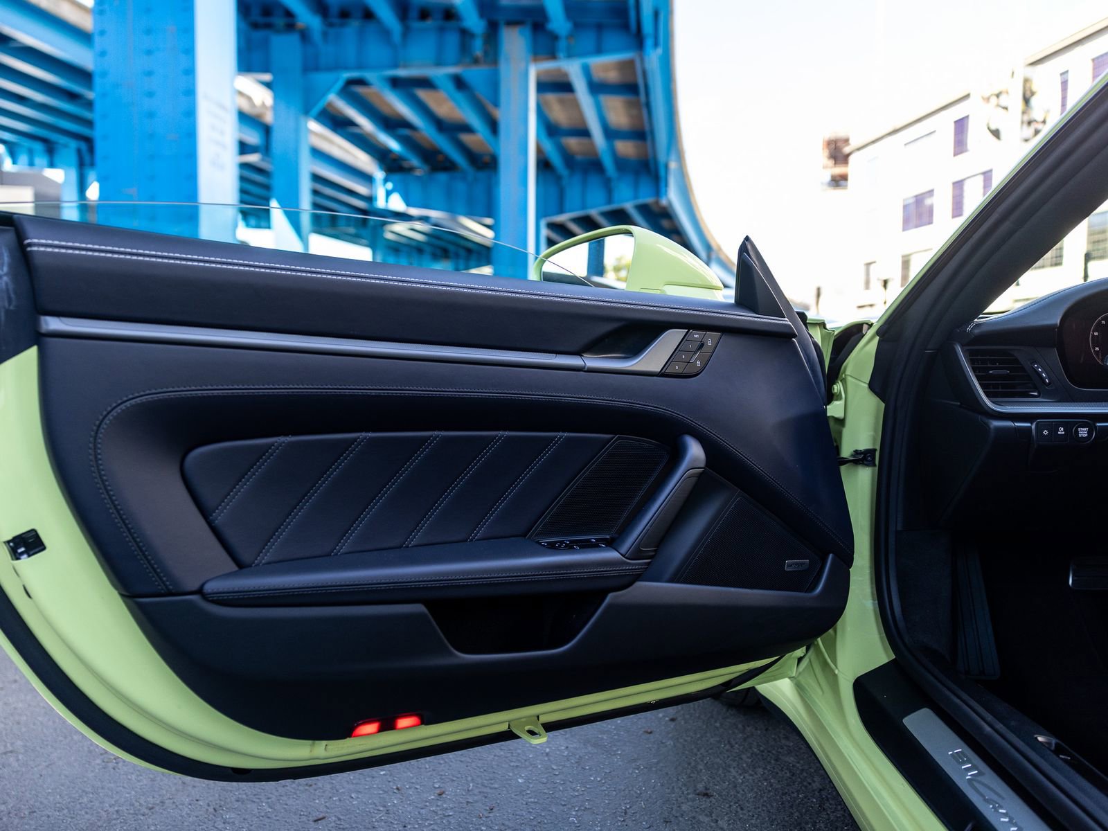 Certified 2025 Porsche 911 Carrera image 34