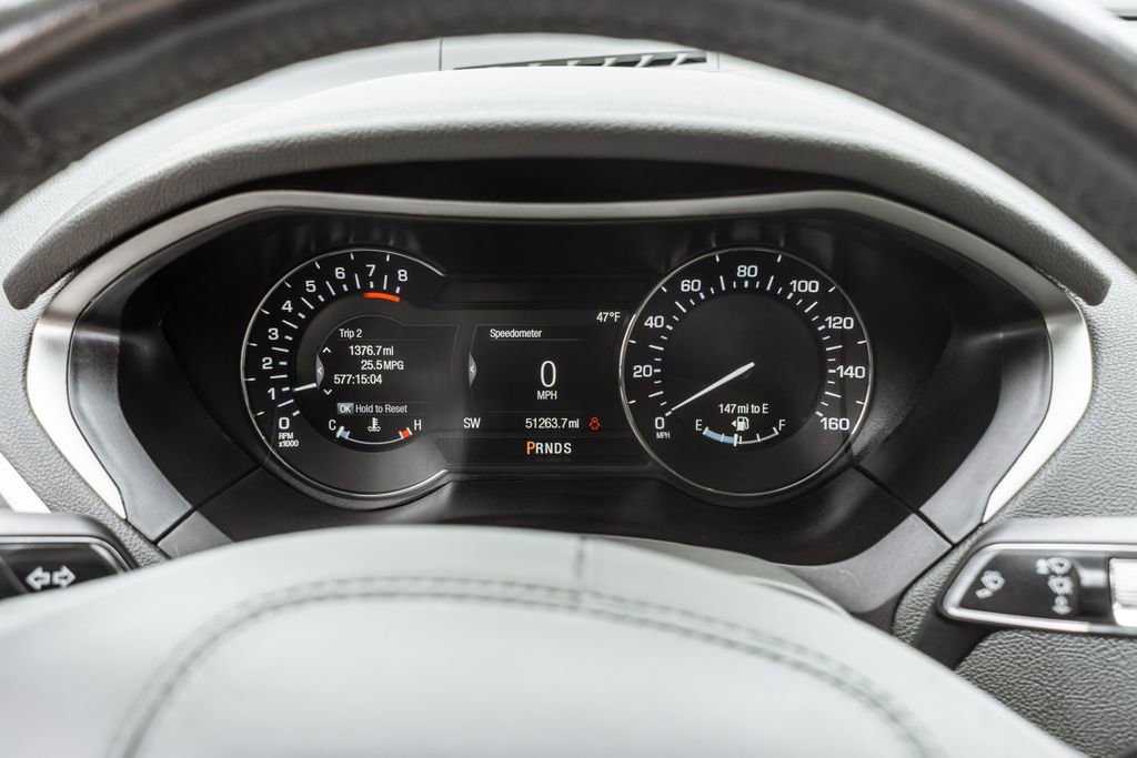 Used 2019 Lincoln MKZ Premiere image 16