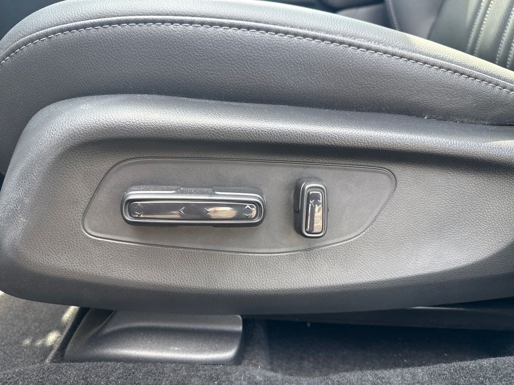 Certified 2027 Honda HR-V EX-L image 19