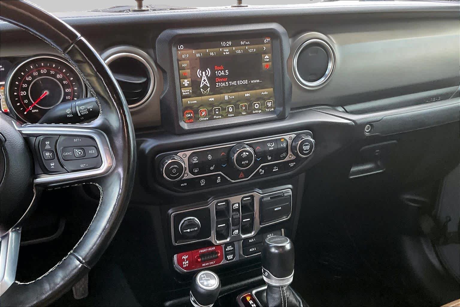 Used 2020 Jeep Gladiator Rubicon AWD/4WD image 7