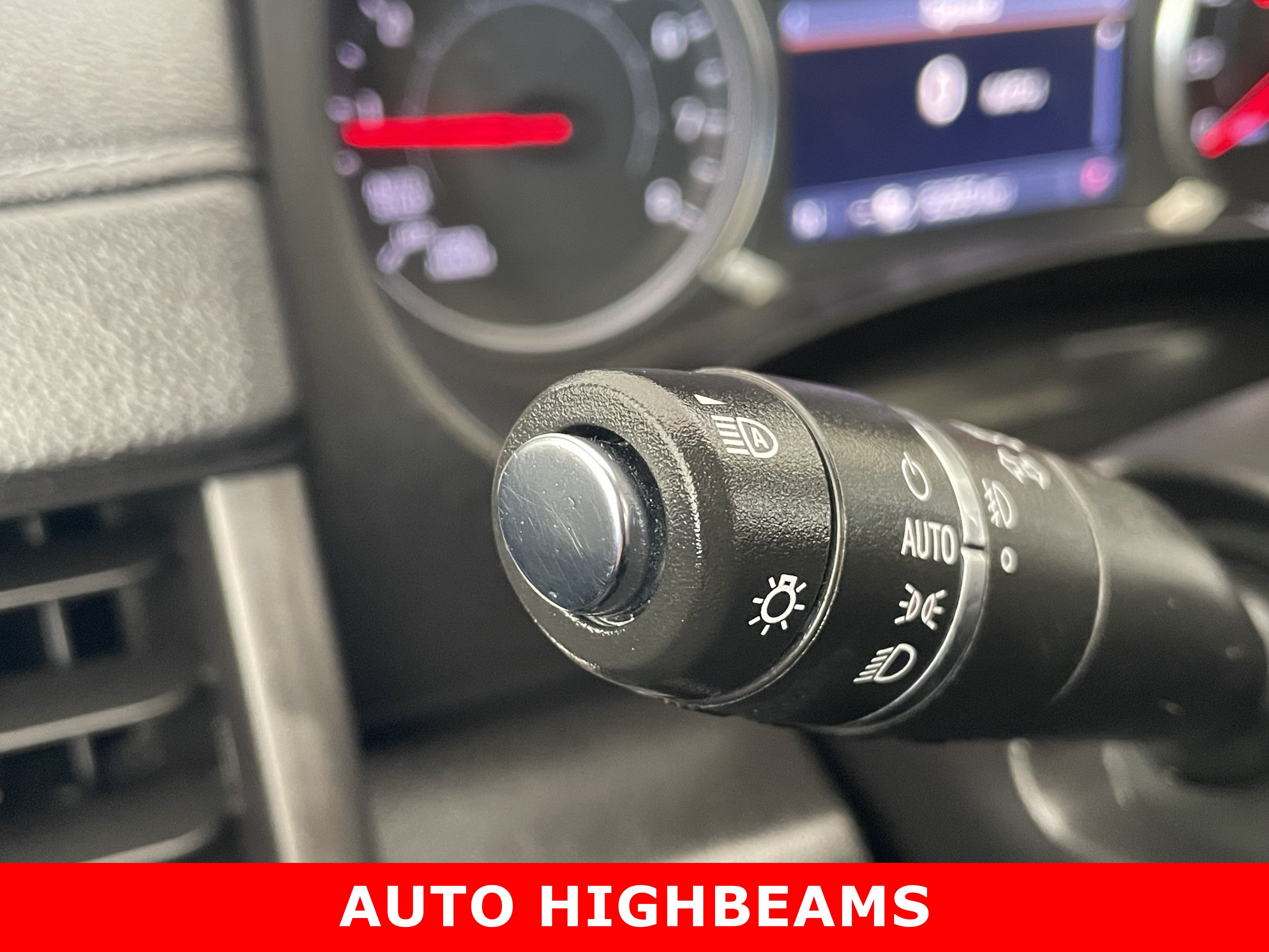 Certified 2024 GMC Terrain SLT w/ Tech Package FWD image 27