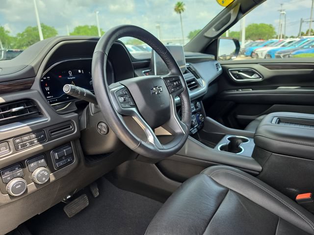 Used 2022 Chevrolet Suburban Z71 w/ Luxury Package AWD/4WD image 15