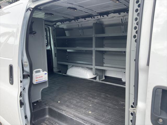 Used 2021 Chevrolet Express 2500 w/ Driver Convenience Package RWD image 18