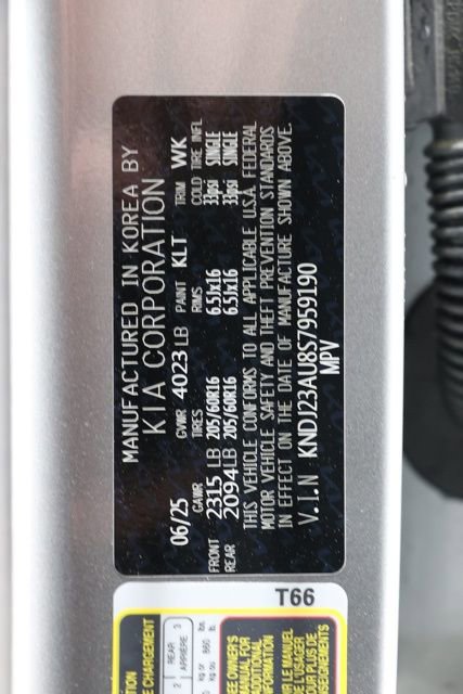 Used 2025 Kia Soul LX FWD image 36