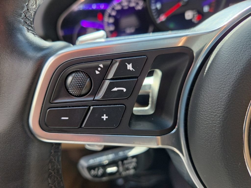 Used 2021 Porsche Cayenne Coupe image 31