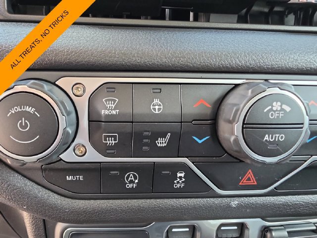 Certified 2025 Jeep Wrangler Sport AWD/4WD image 17
