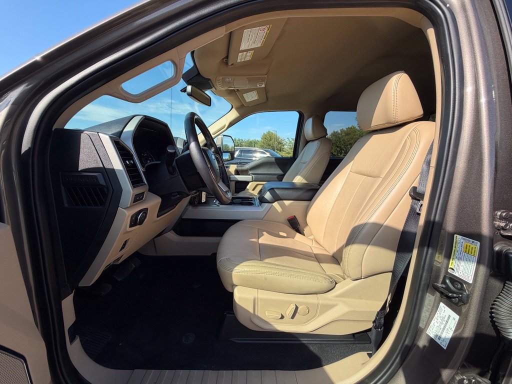 Used 2021 Ford F250 Lariat w/ Lariat Value Package AWD/4WD image 2