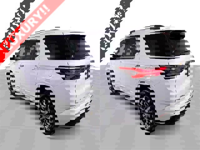 Used 2022 Chevrolet Traverse Premier image 6