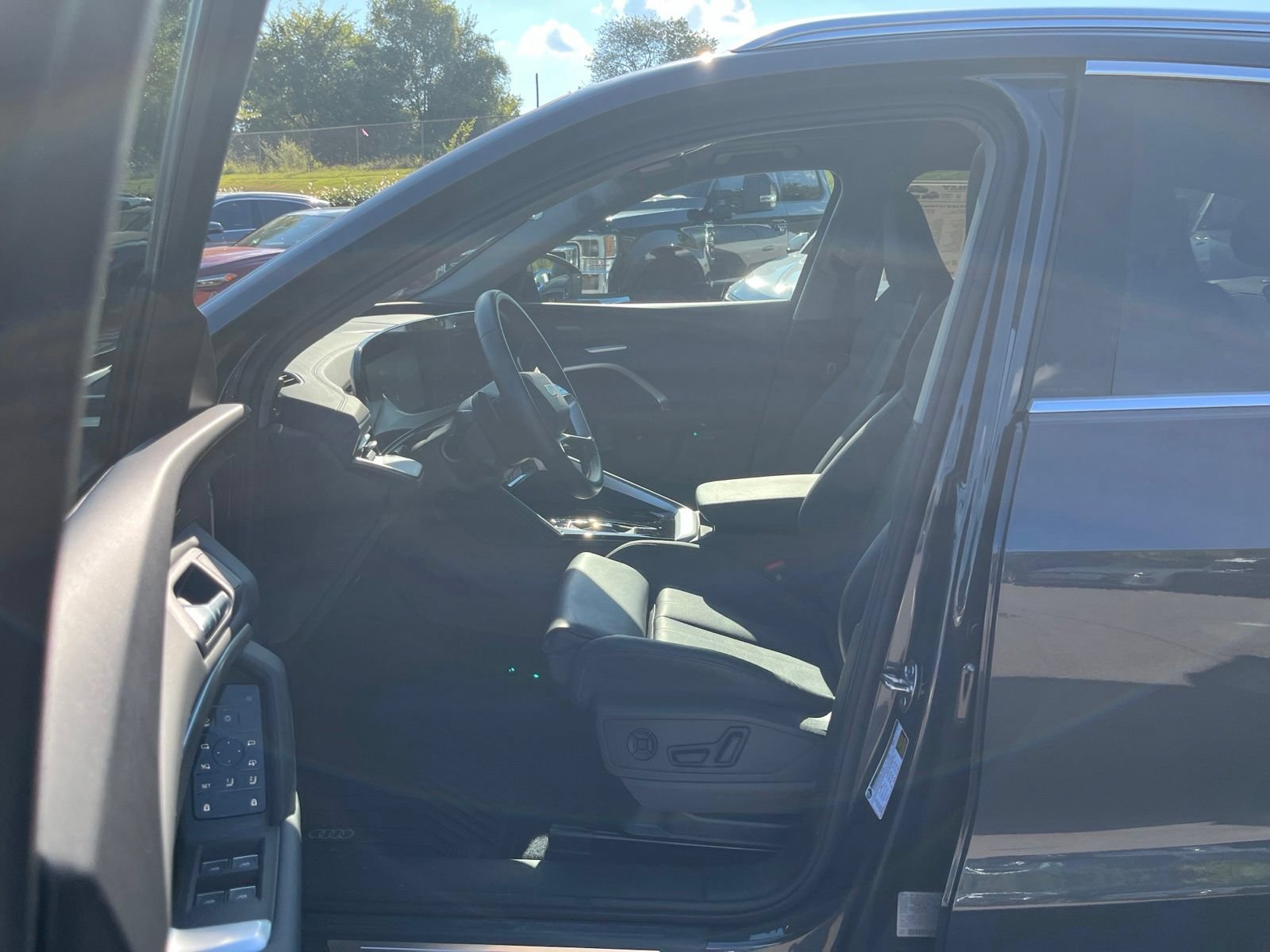 Used 2025 Audi Q5 Premium Plus AWD/4WD image 27