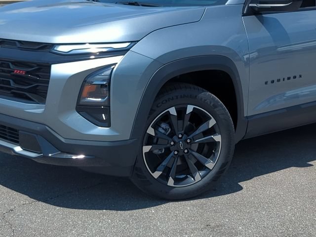 New 2026 Chevrolet Equinox RS FWD image 2