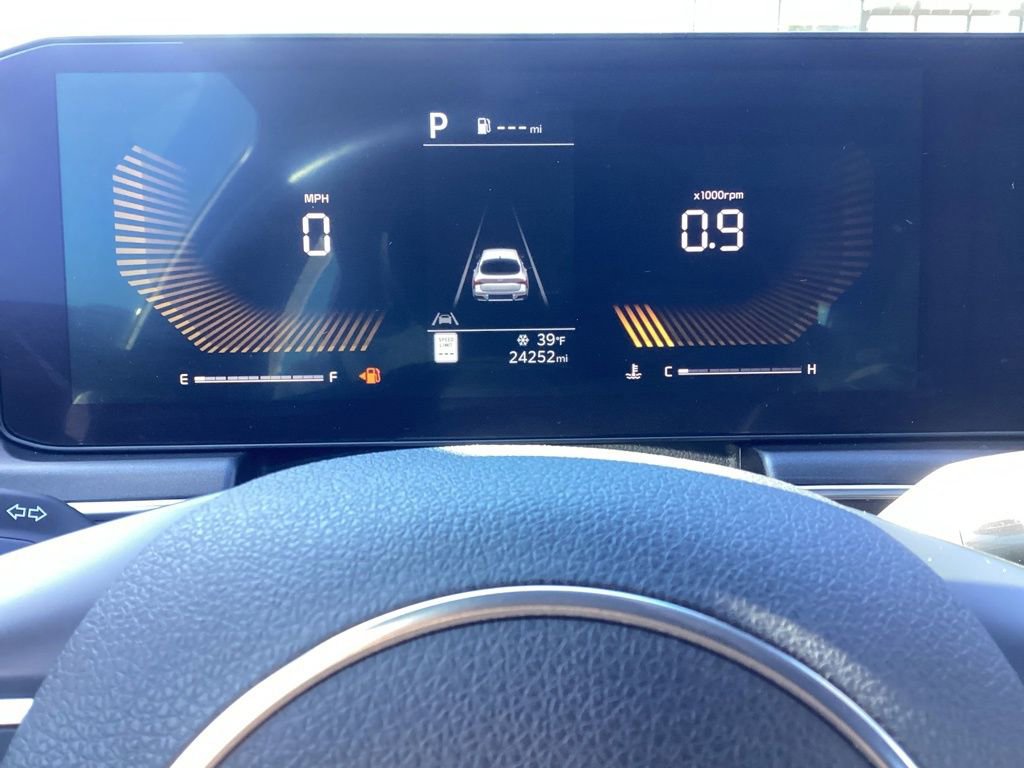 Used 2025 Kia K5 GT-Line w/ GT-Line Premium Package image 18