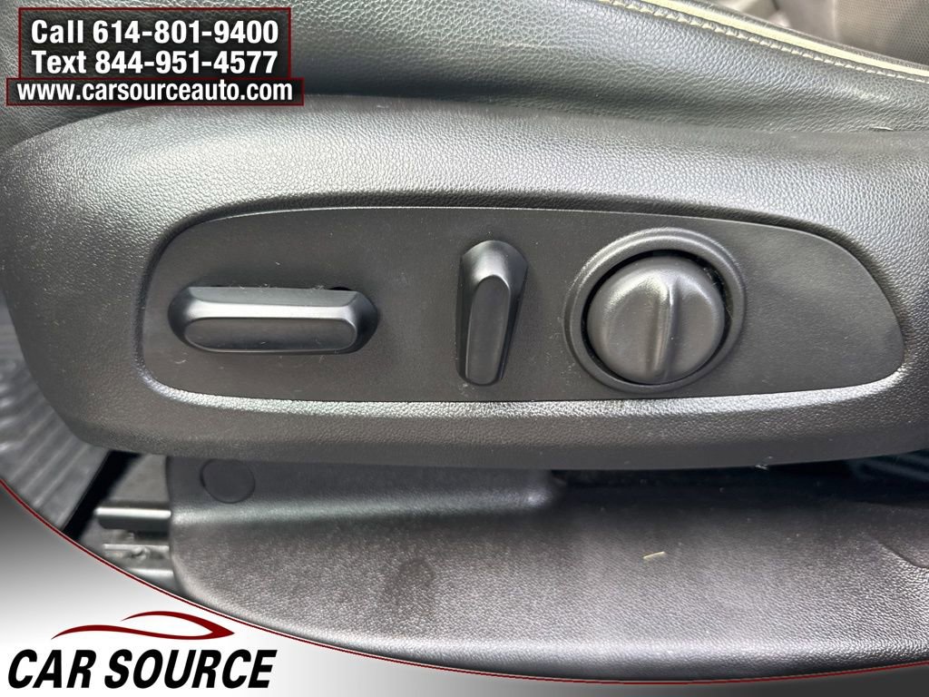 Used 2017 GMC Acadia Denali image 19