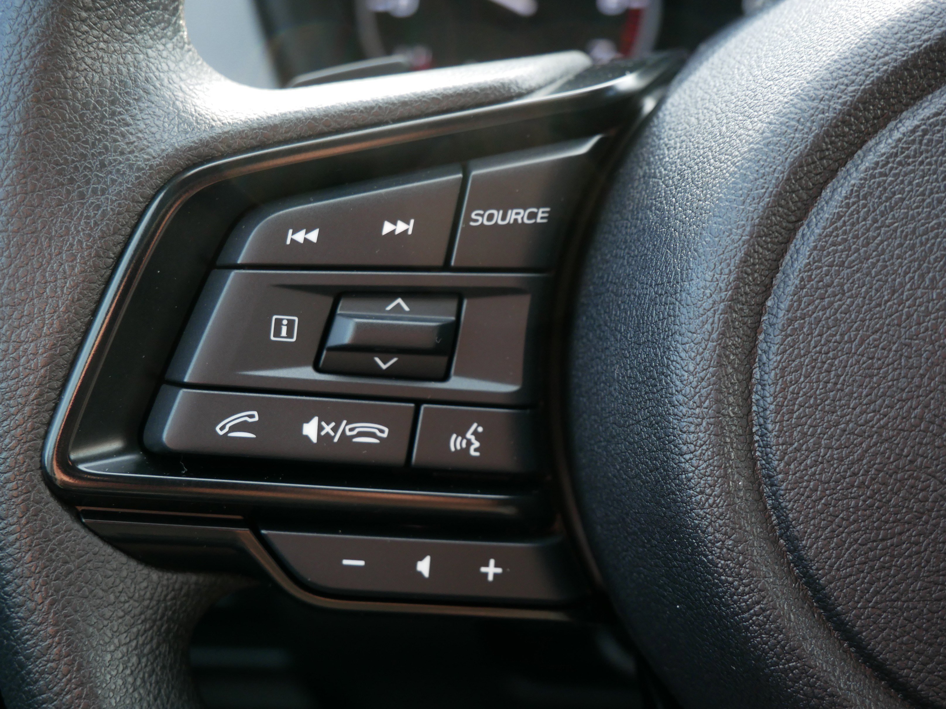 Certified 2025 Subaru Crosstrek 2.0i Premium w/ Crosstrek Mirror Package image 31