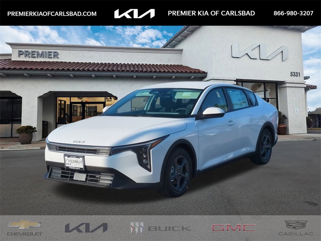 New 2025 Kia K4 LXS
