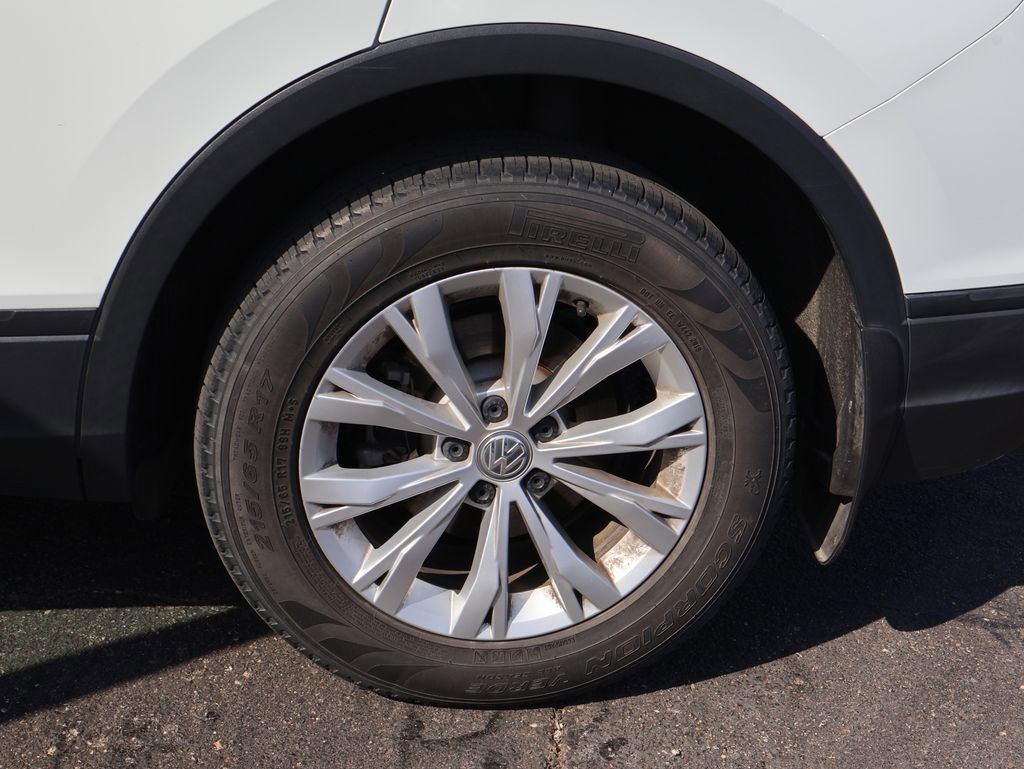 Used 2020 Volkswagen Tiguan S image 42