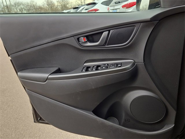 Used 2023 Hyundai Kona SEL w/ Cargo Package image 21