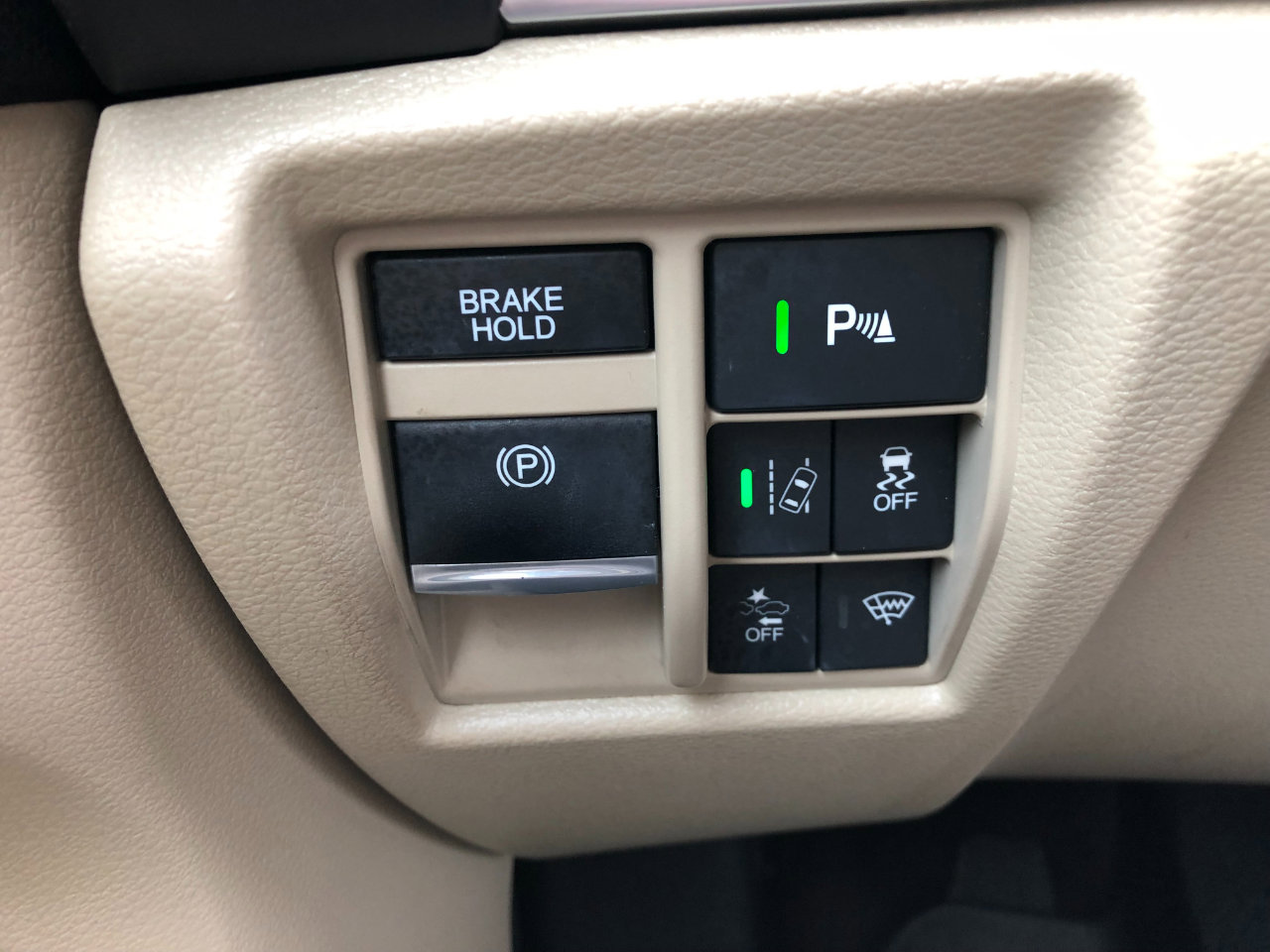 Used 2017 Acura MDX SH-AWD w/ Advance Package image 19