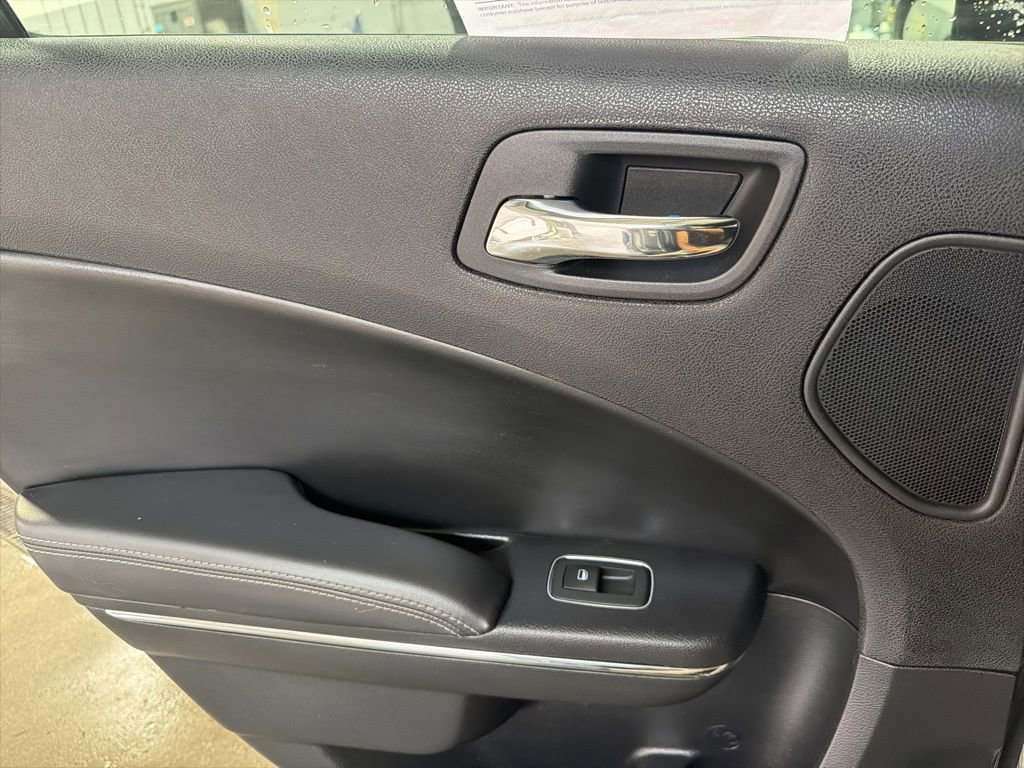 Used 2014 Dodge Charger SXT Plus RWD image 23