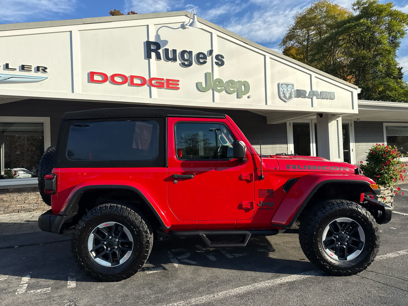 Used 2019 Jeep Wrangler Rubicon AWD/4WD image 2