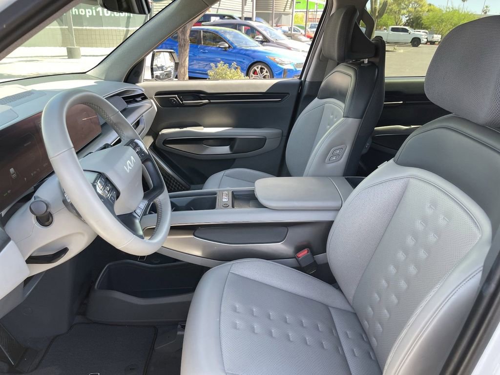 Used 2024 Kia EV9 Wind image 20