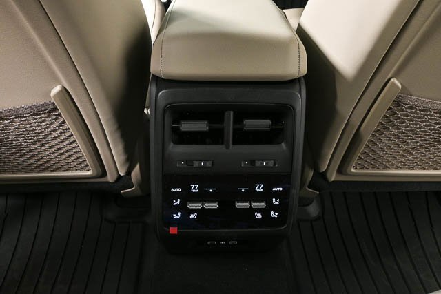 New 2025 Porsche Macan 4S Electric image 26