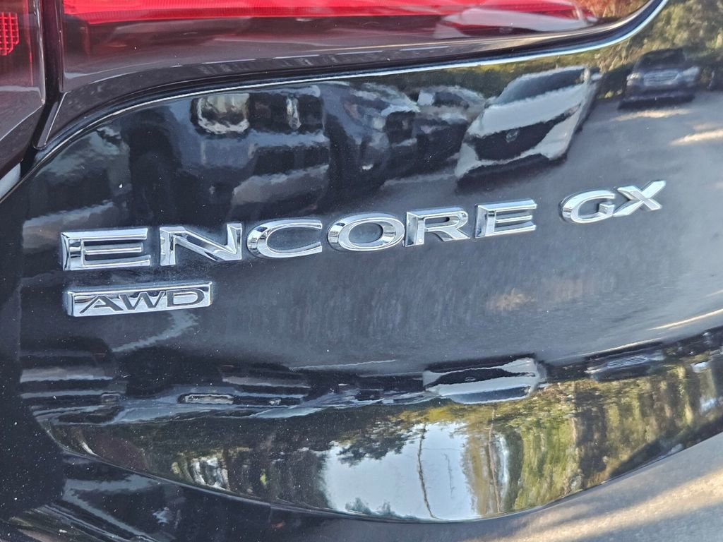 Used 2021 Buick Encore GX Select image 15