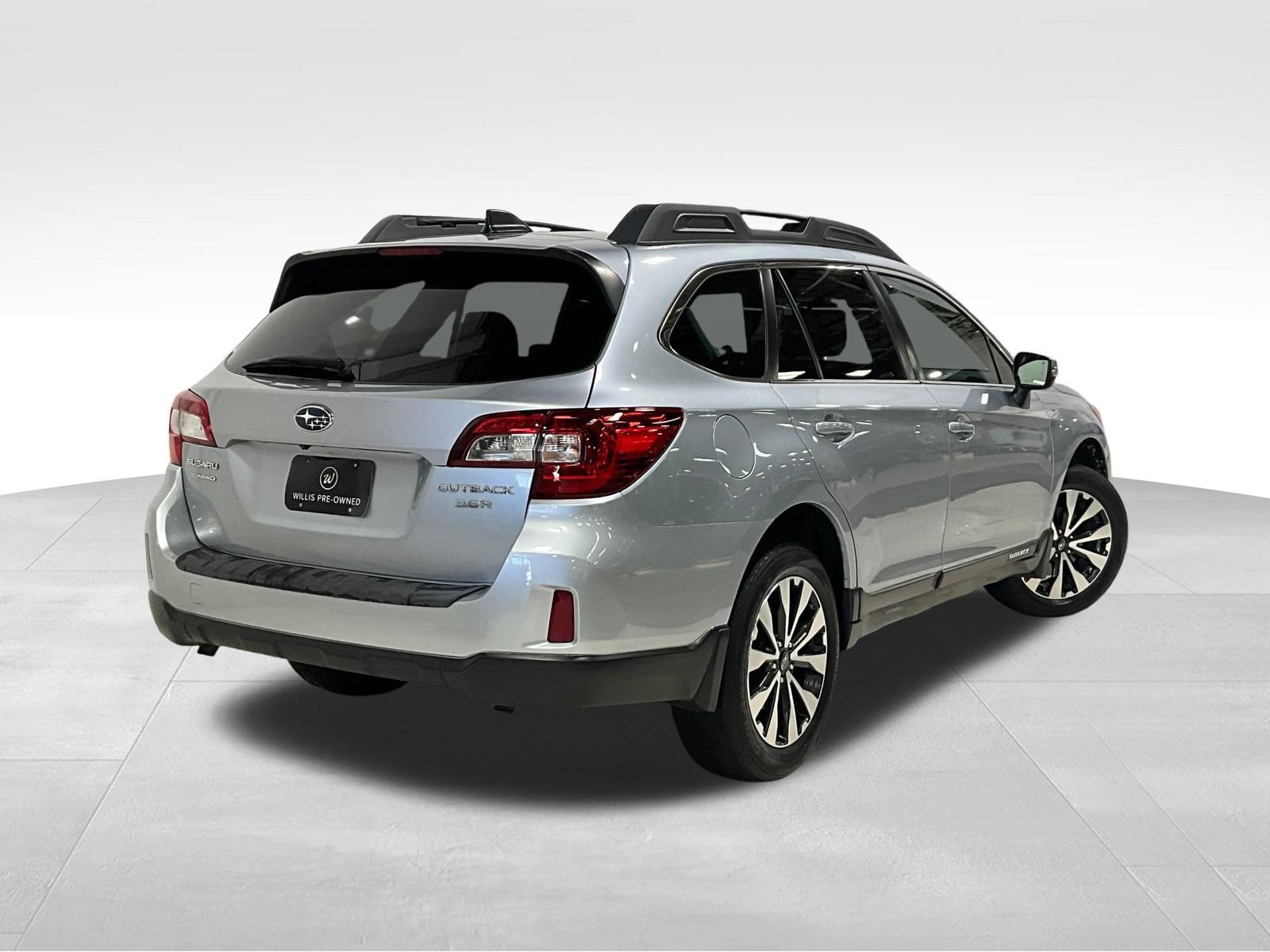 Used 2016 Subaru Outback 3.6R Limited AWD/4WD image 5