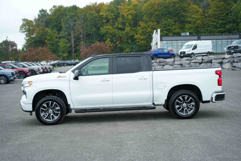 Used 2024 Chevrolet Silverado 1500 RST AWD/4WD image 8