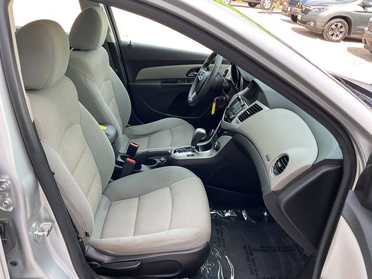 Used 2016 Chevrolet Cruze LT FWD image 39