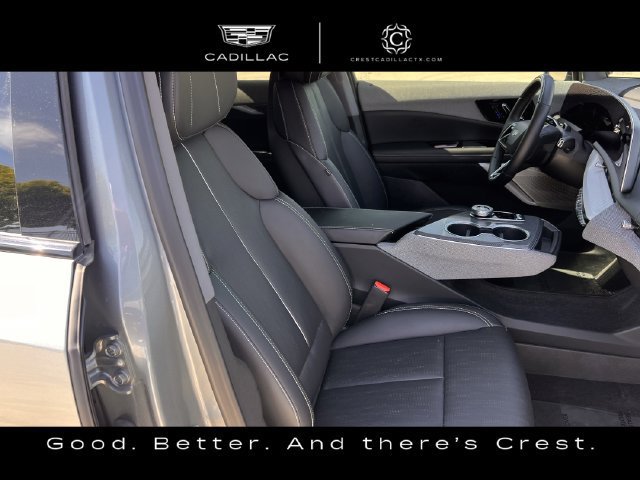 Certified 2025 Cadillac Optiq Luxury 2 AWD/4WD image 27