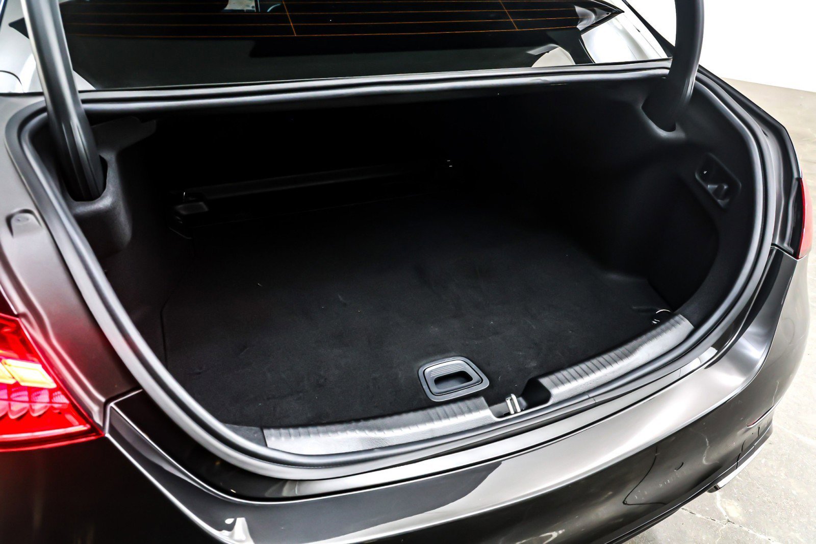 Certified 2025 Mercedes-Benz C 300 Sedan image 25