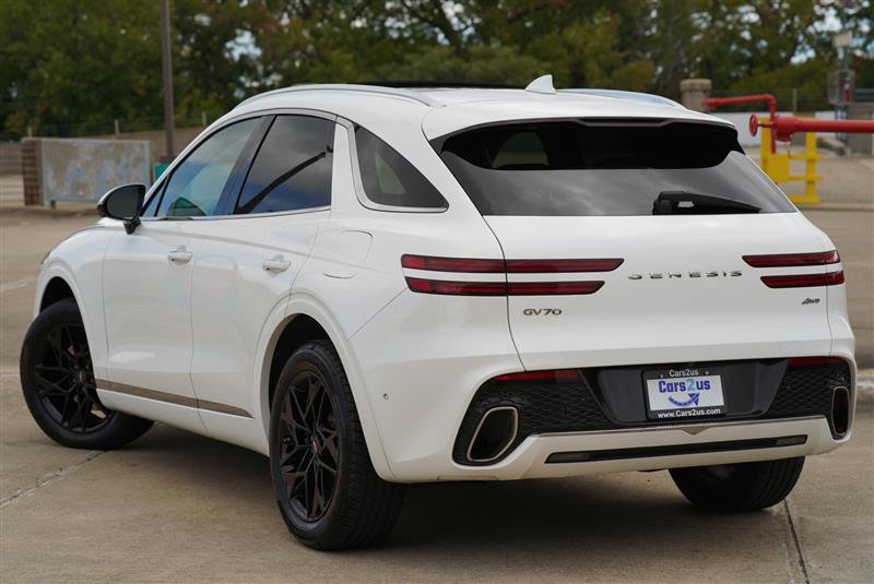 Used 2022 Genesis GV70 2.5T w/ Advanced Package AWD/4WD image 4