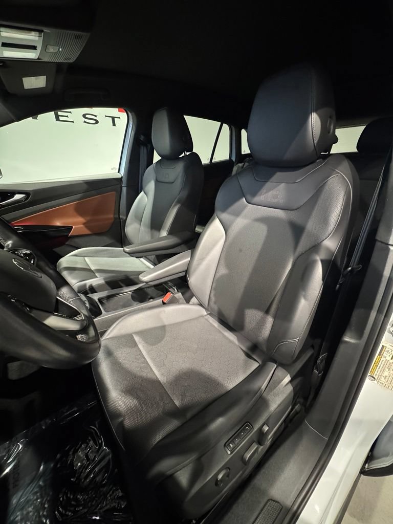 Used 2021 Volkswagen ID.4 Pro S RWD image 16