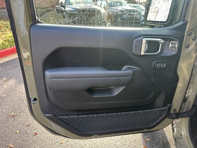 New 2026 Jeep Gladiator Sport image 10