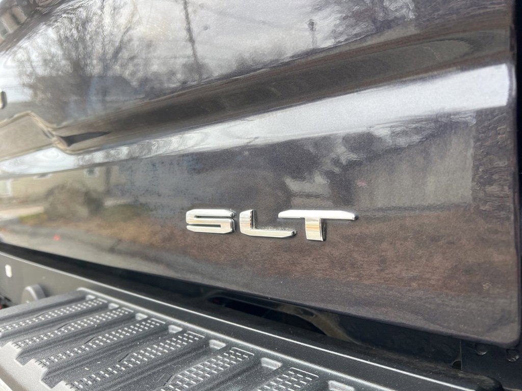 Used 2022 GMC Sierra 1500 SLT w/ SLT Premium Plus Package image 9