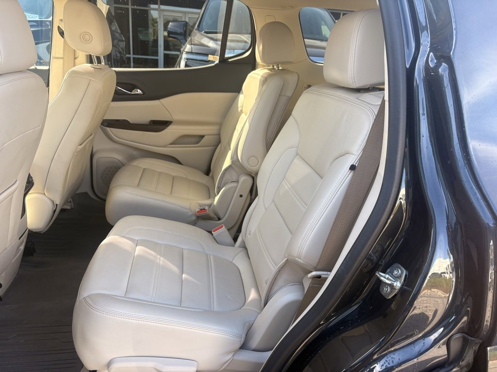 Used 2022 GMC Acadia Denali w/ Denali Ultimate Package image 15